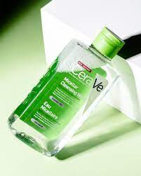 Micellar Cleansing Water with Niacinamide for All Skin Types 295ml - CeraVe - TOPSHELF