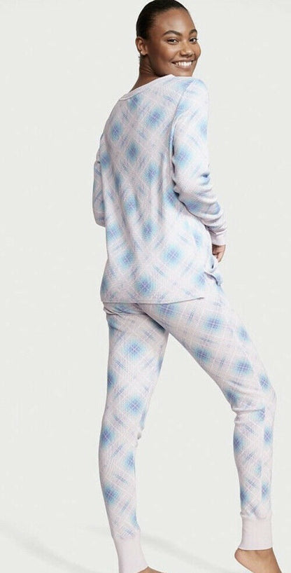 Victoria's Secret - Leading Lines - Thermal Pajama Set - TOPSHELF