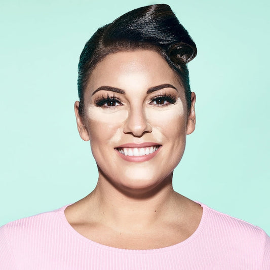Huda Beauty - Baby Bakes Banana Bread - Mini - TOPSHELF